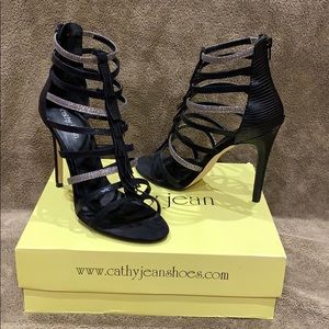 Cathy Jean Strappy black shiny heels